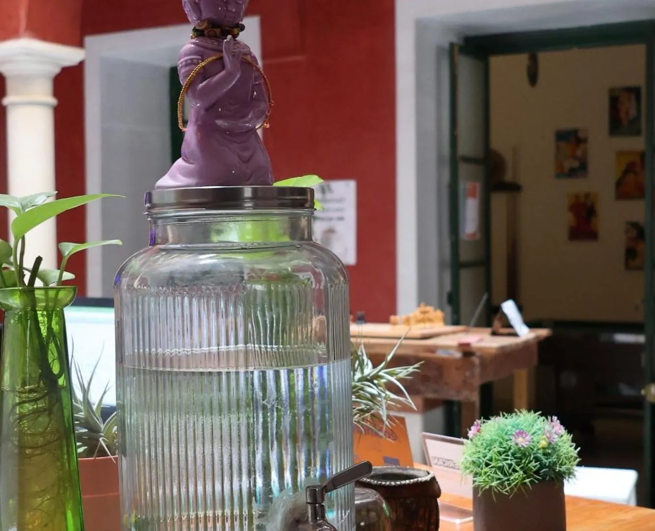 San Isidoro Hostel Sevilla セビリア
